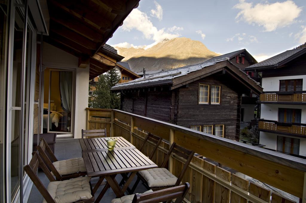 Chalet Sunshine Daire Saas Fee Oda fotoğraf